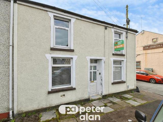 2 bedroom end of terrace house for sale