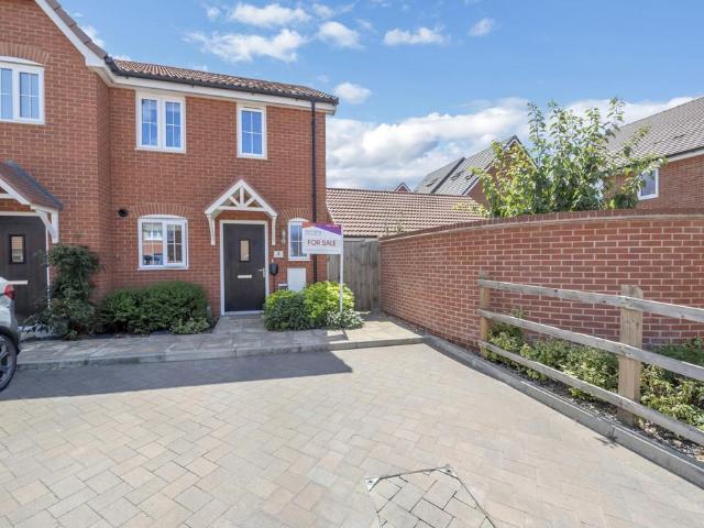 2 bedroom end of terrace house for sale