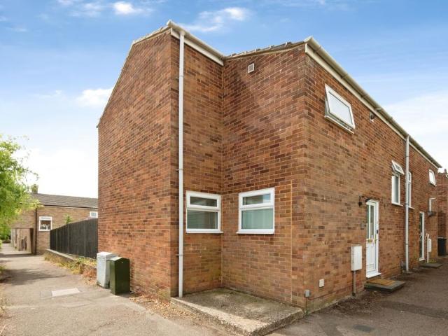 2 bedroom end of terrace house for sale