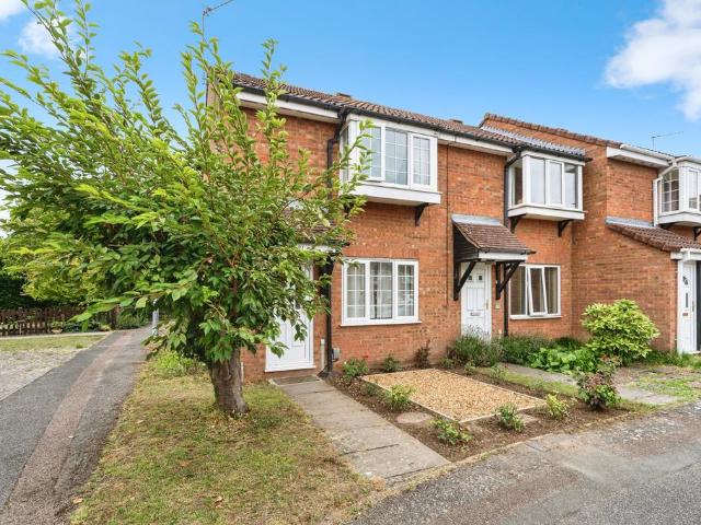 2 bedroom end of terrace house for sale