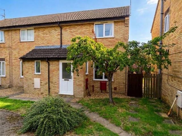 2 bedroom end of terrace house for sale