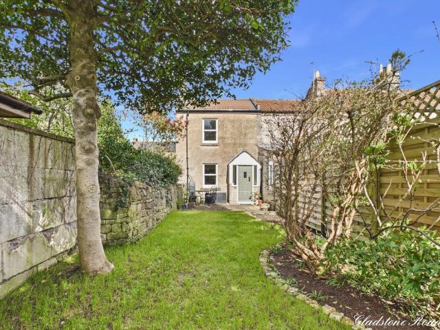 2 bedroom end of terrace house for sale