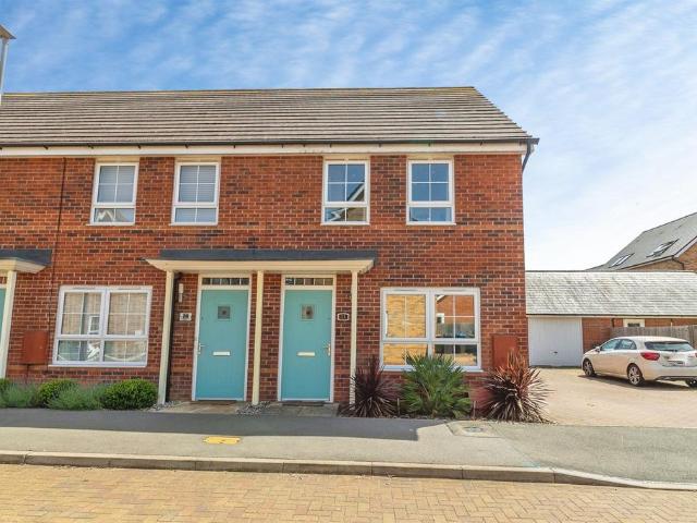 2 bedroom end of terrace house for sale