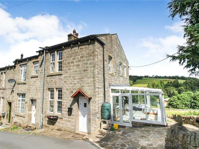 2 bedroom end of terrace house for sale