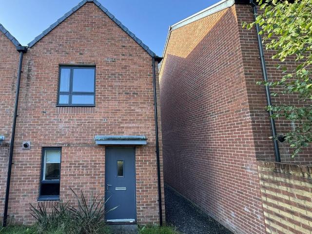 2 bedroom end of terrace house for sale