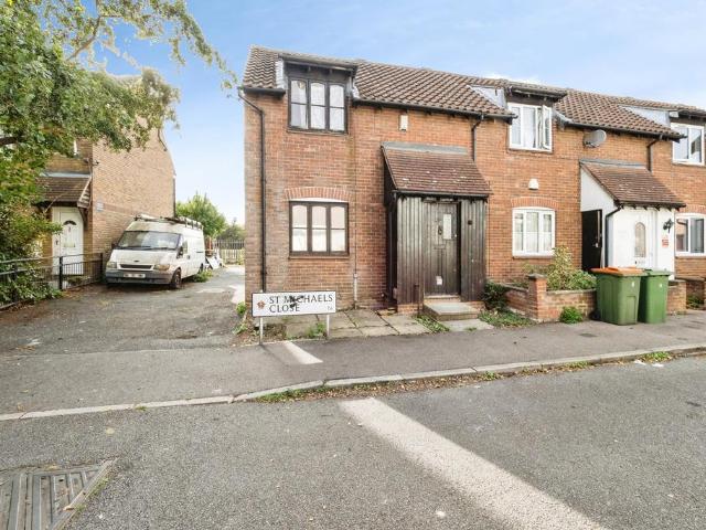 2 bedroom end of terrace house for sale