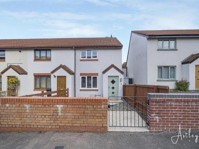 2 bedroom end of terrace house for sale