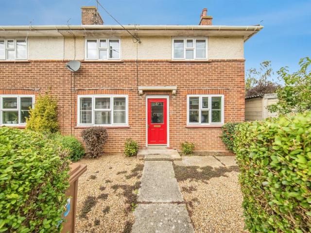 2 bedroom end of terrace house for sale
