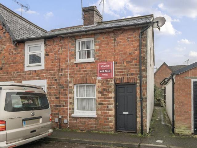 2 bedroom end of terrace house for sale