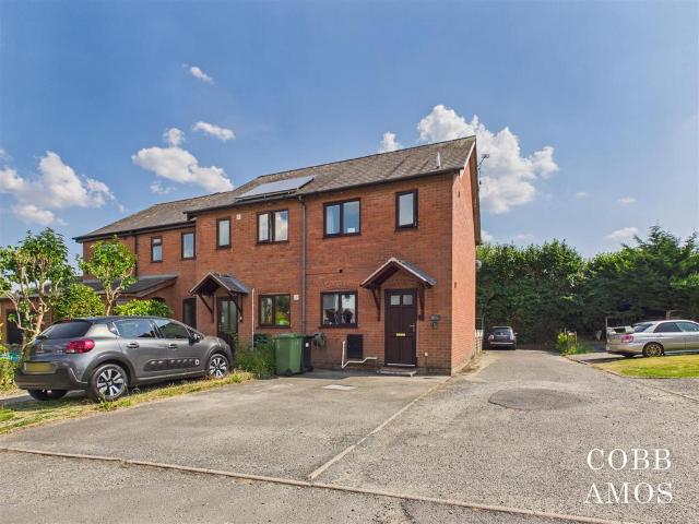 2 bedroom end of terrace house for sale