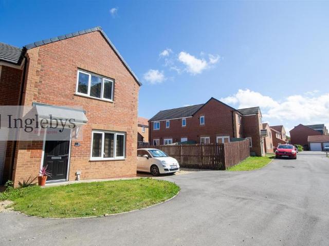 2 bedroom end of terrace house for sale