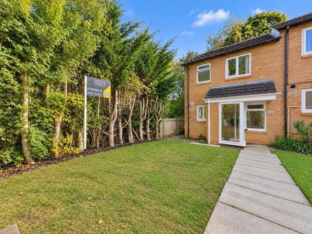 2 bedroom end of terrace house for sale