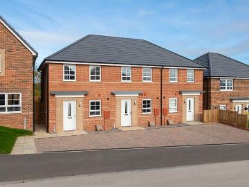 2 bedroom end of terrace house for sale