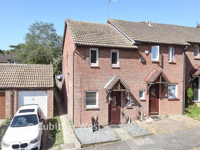 2 bedroom end of terrace house for sale