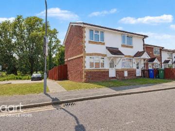 2 bedroom end of terrace house for sale