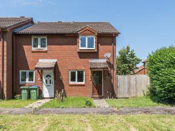 2 bedroom end of terrace house for sale