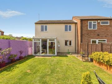 2 bedroom end of terrace house for sale