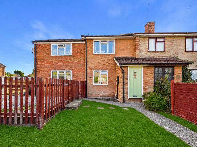 2 bedroom end of terrace house for sale