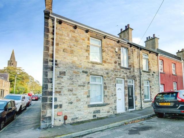 2 bedroom end of terrace house for sale