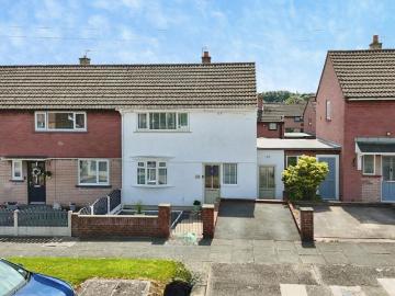 2 bedroom end of terrace house for sale