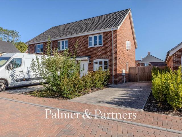 2 bedroom end of terrace house for sale
