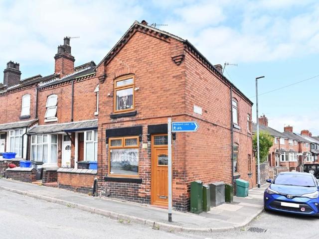 2 bedroom end of terrace house for sale