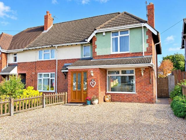 2 bedroom end of terrace house for sale