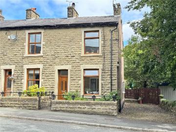 2 bedroom end of terrace house for sale