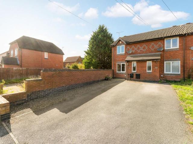 2 bedroom end of terrace house for sale