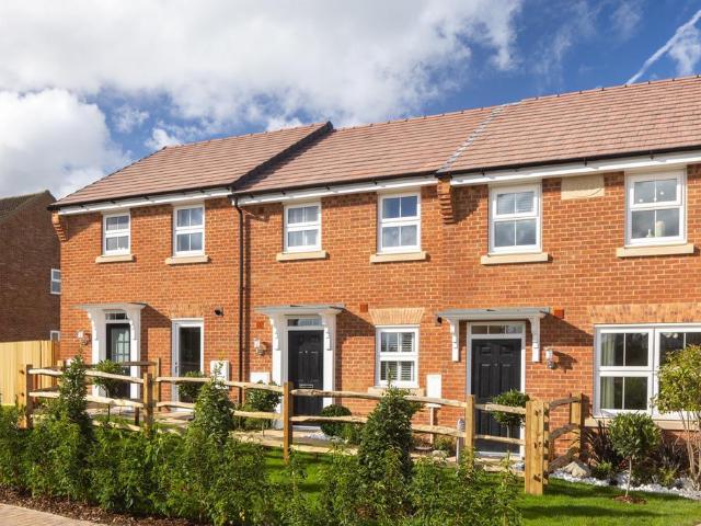 2 bedroom end of terrace house for sale