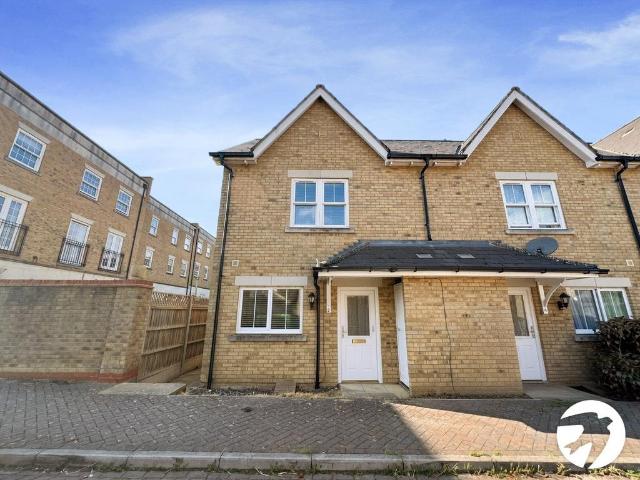 2 bedroom end of terrace house for sale