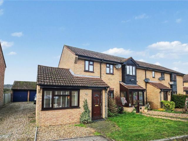 2 bedroom end of terrace house for sale