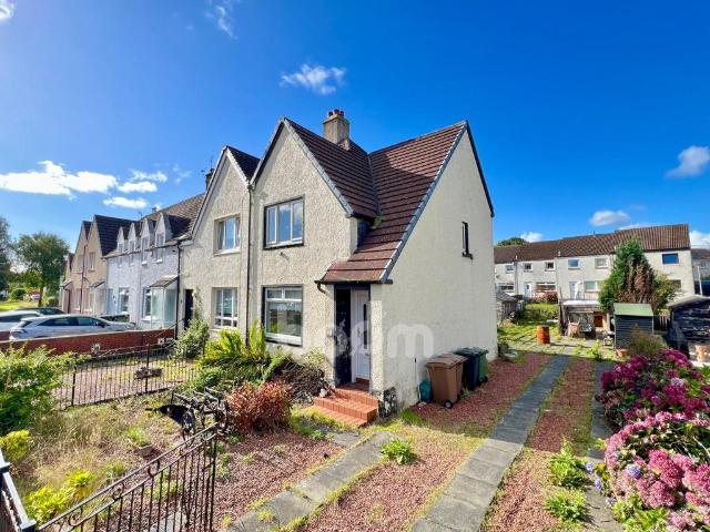2 bedroom end of terrace house for sale