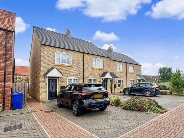 2 bedroom end of terrace house for sale