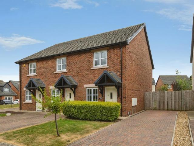 2 bedroom end of terrace house for sale