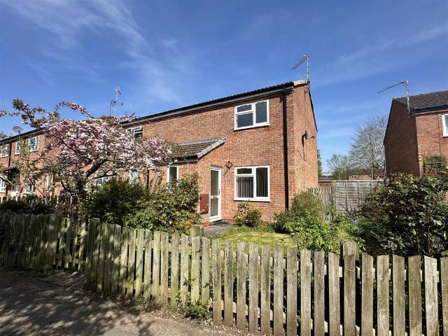 2 bedroom end of terrace house for sale