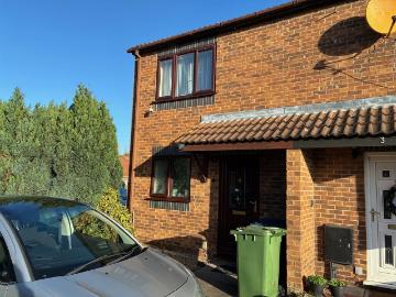2 bedroom end of terrace house for sale