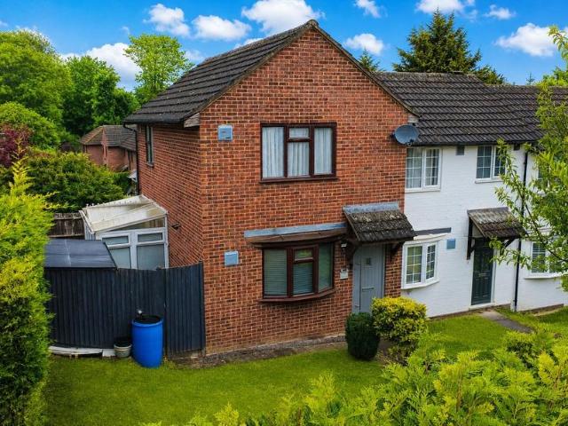 2 bedroom end of terrace house for sale