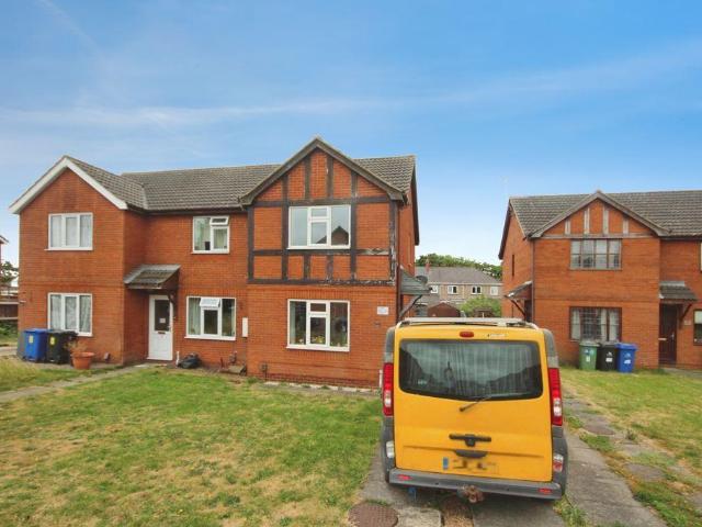 2 bedroom end of terrace house for sale