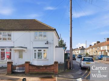 2 bedroom end of terrace house for sale