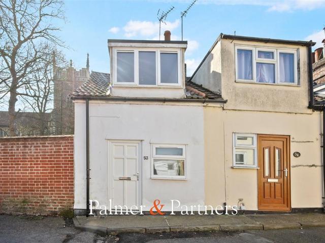 2 bedroom end of terrace house for sale