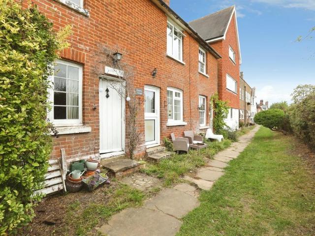 2 bedroom end of terrace house for sale