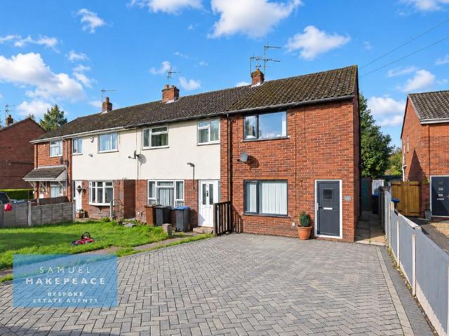 2 bedroom end of terrace house for sale