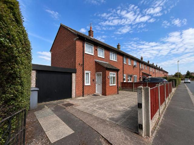 2 bedroom end of terrace house for sale