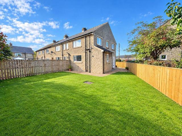 2 bedroom end of terrace house for sale