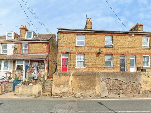 2 bedroom end of terrace house for sale
