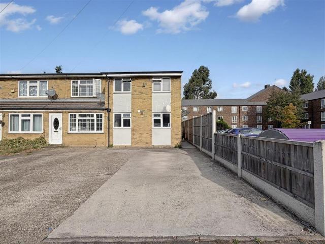 2 bedroom end of terrace house for sale