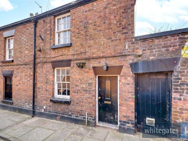 2 bedroom end of terrace house for sale