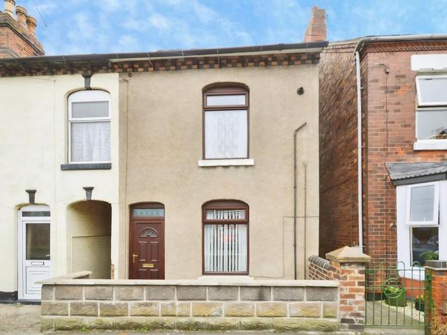 2 bedroom end of terrace house for sale