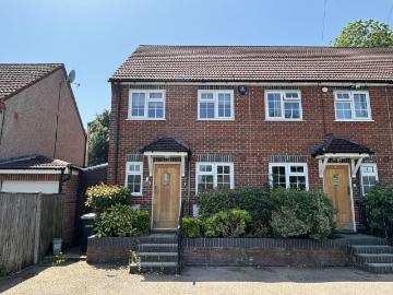 2 bedroom end of terrace house for sale